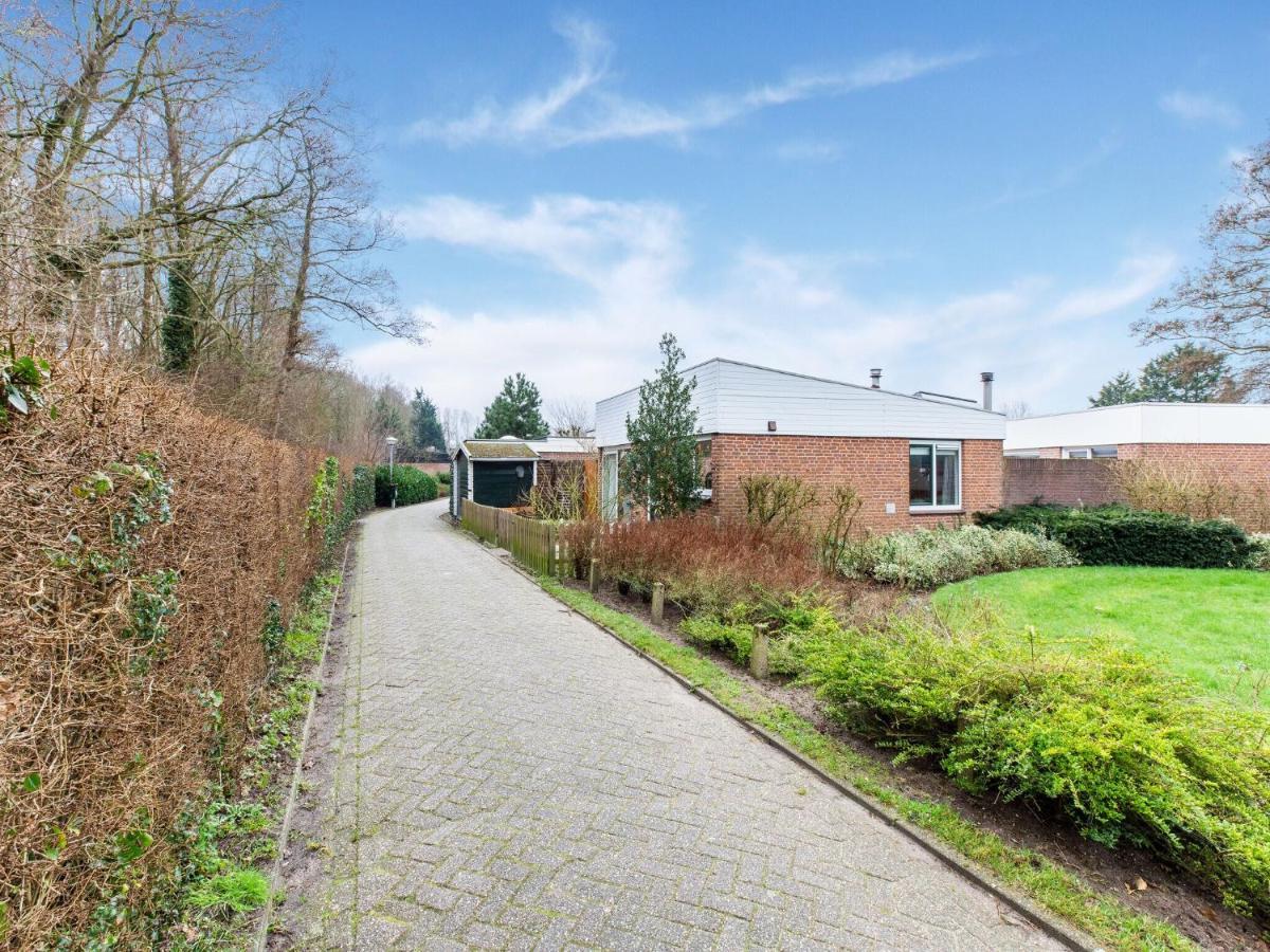 Endearing Holiday Home In Noordwijkerhout With Garden Bbq Exterior photo