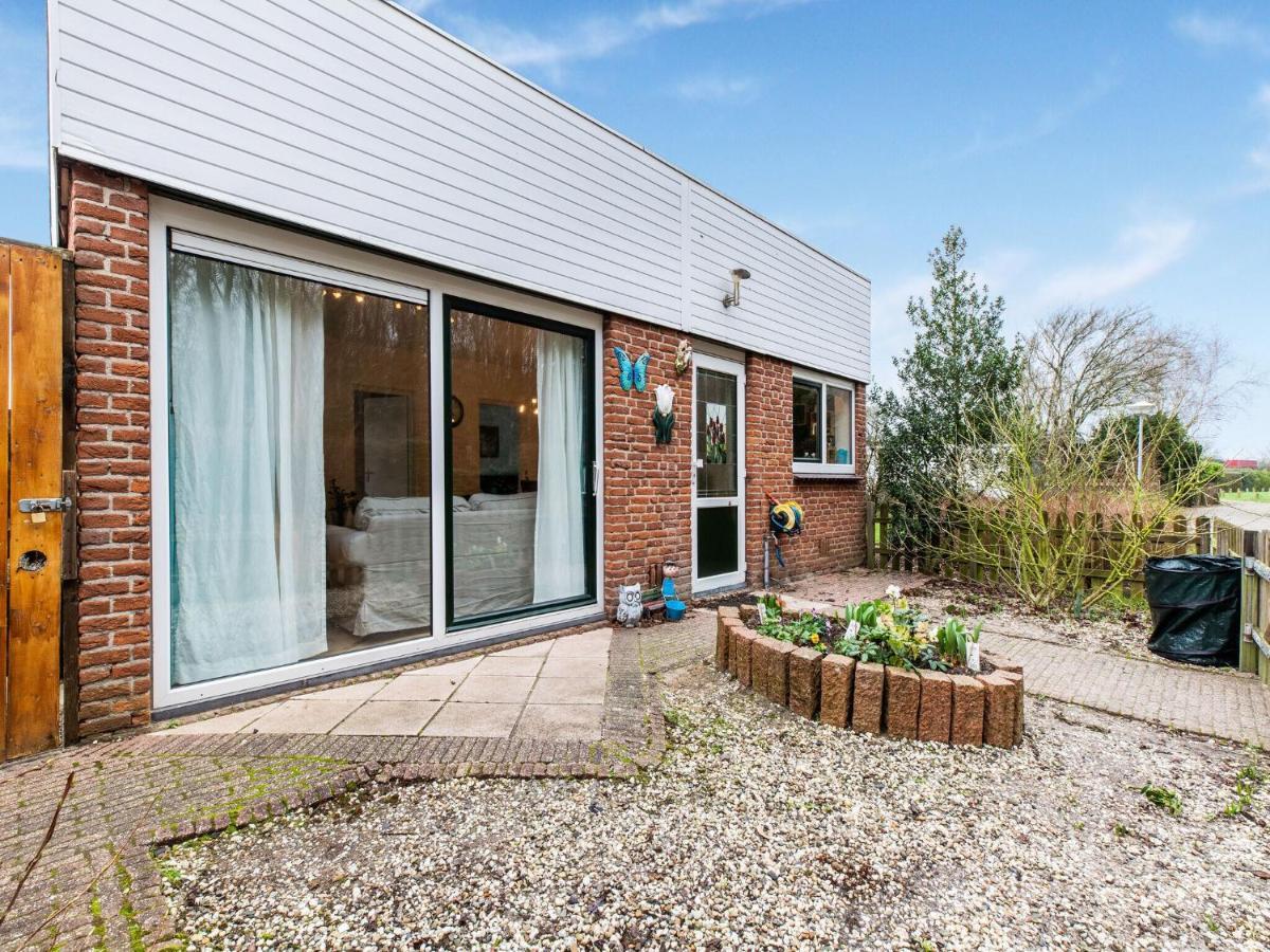 Endearing Holiday Home In Noordwijkerhout With Garden Bbq Exterior photo