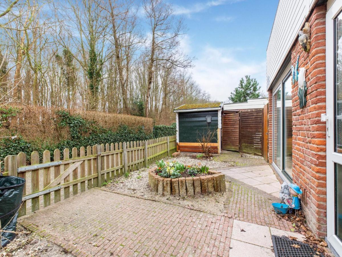 Endearing Holiday Home In Noordwijkerhout With Garden Bbq Exterior photo